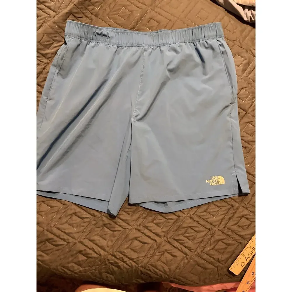 The North Face Men’s Large Blue Athletic Hiking Running Shorts Drawstring 6”